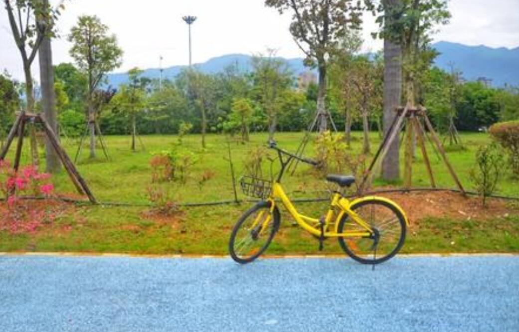 漫步生活中.jpg 漫步生活中.jpg