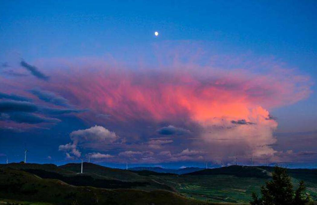 神奇的云作文300字