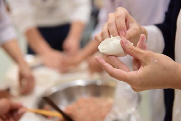 包饺子作文400字