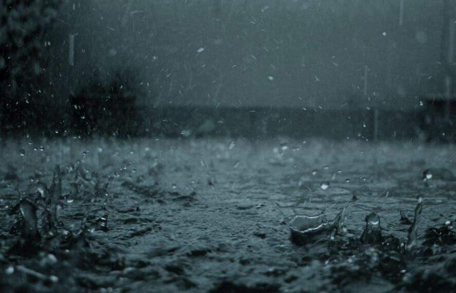 下雨了.jpg 下雨了.jpg