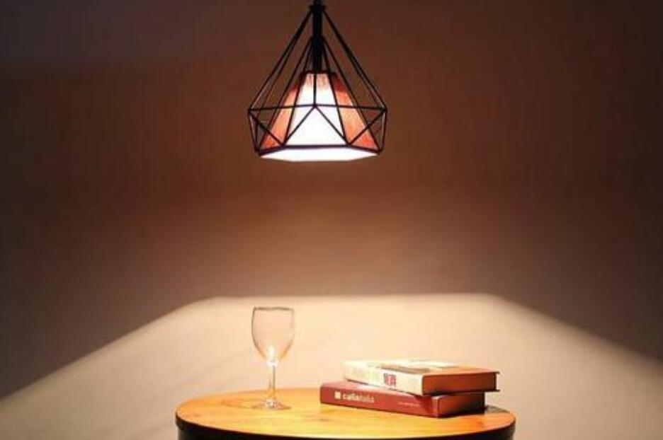 留一盏灯温暖他人作文600字