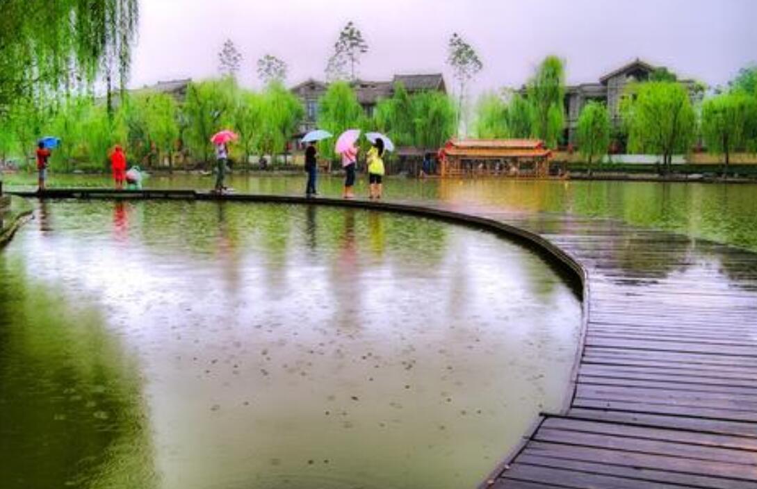 推荐一个好地方作文350字