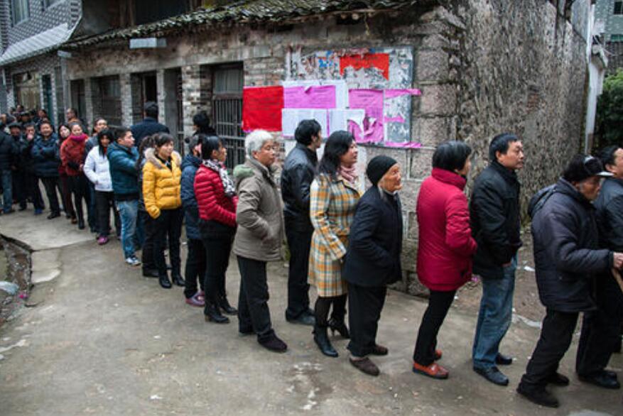 选村长作文800字