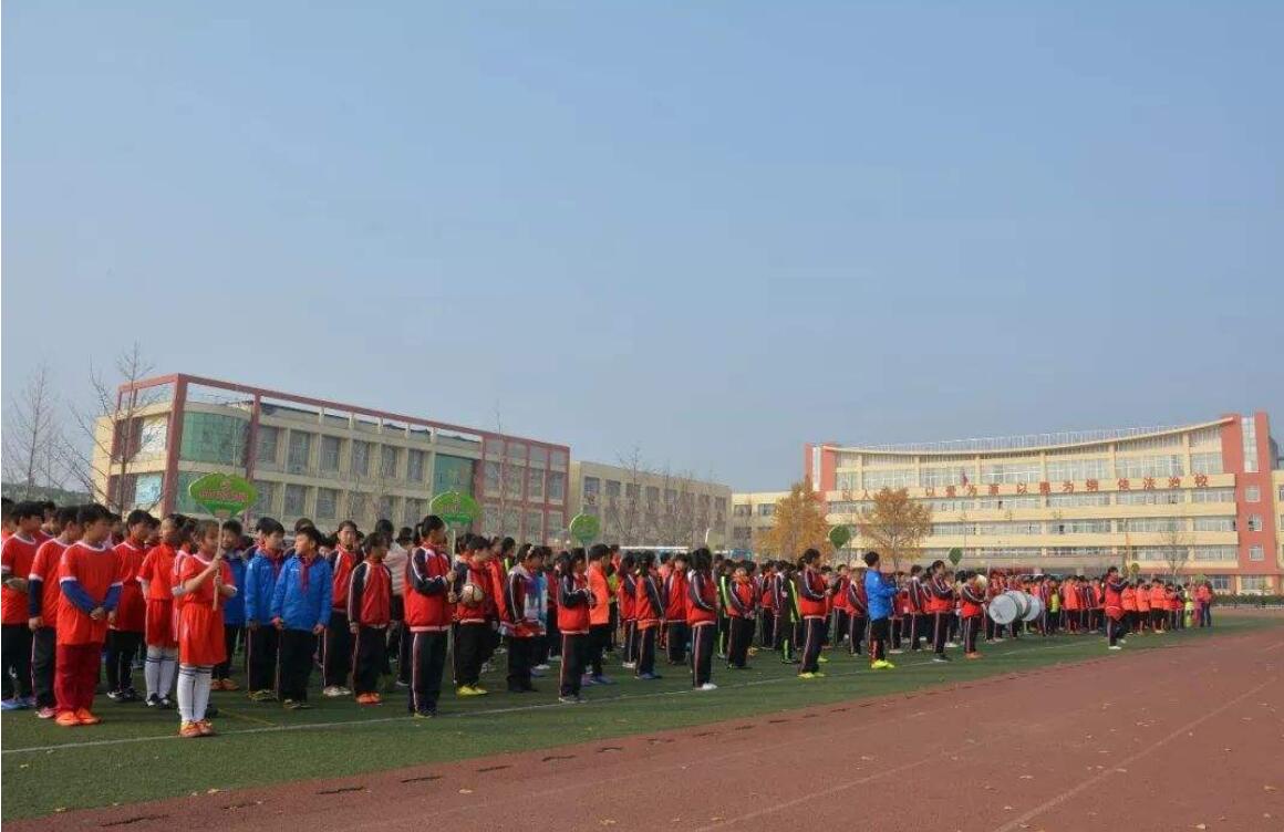 学校里的新鲜事作文400字