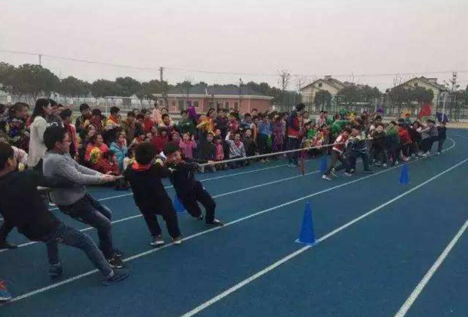 记一场精彩的拔河比赛600字