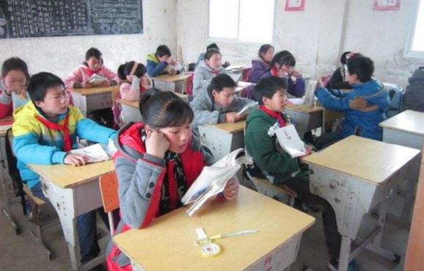 热心的同学.jpg 热心的同学.jpg