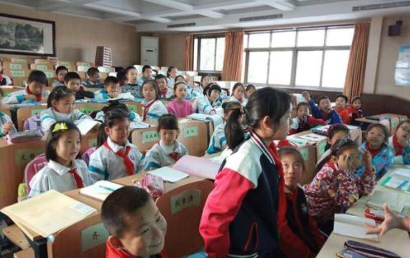 身边有特点的人500字作文