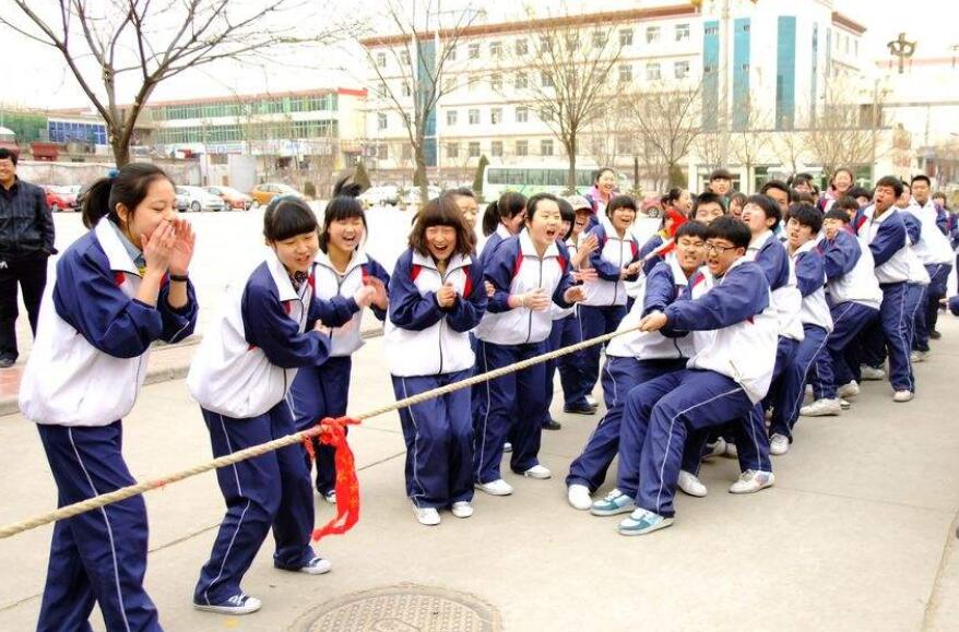 拔河比赛作文600字六年级