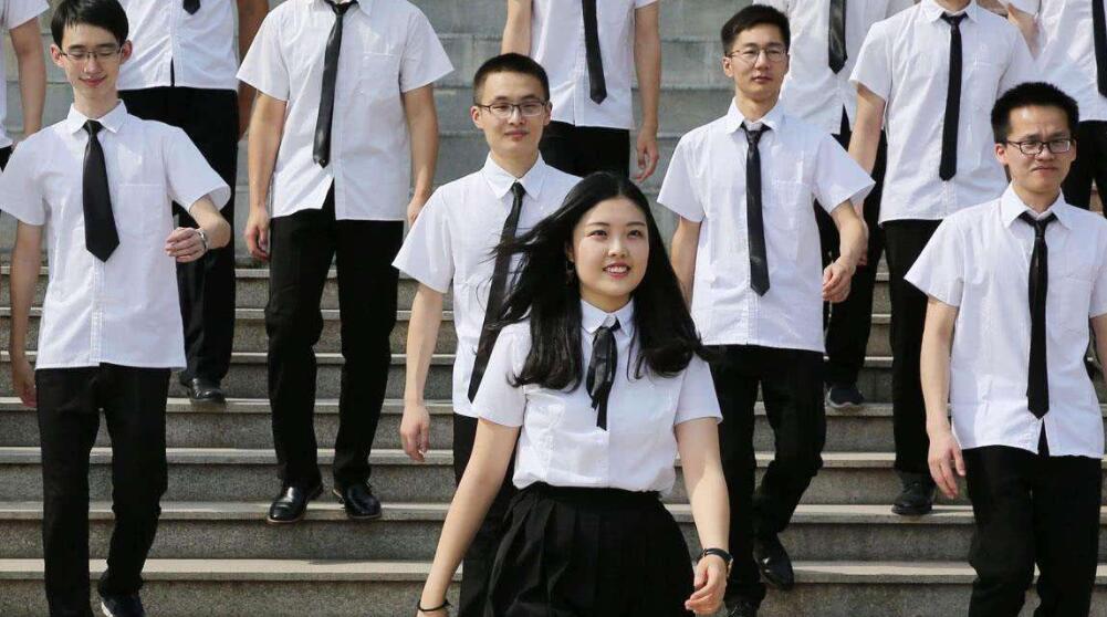 班级里的高手作文600字