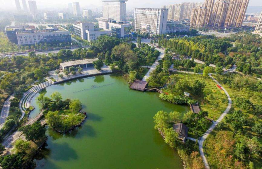 推荐一个好地方作文350字四年级