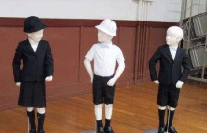 校服风波.jpg 校服风波.jpg