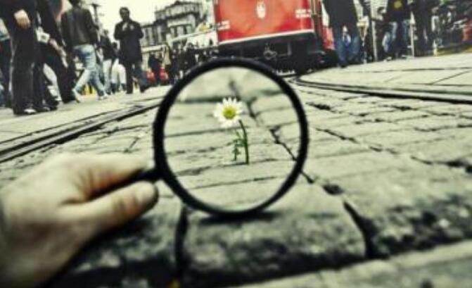 换个角度看世界.jpg 换个角度看世界.jpg