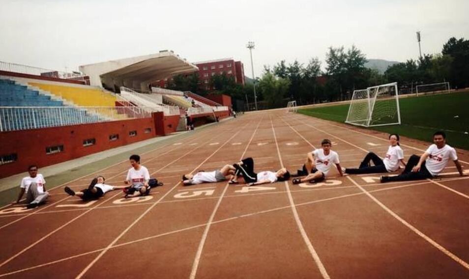 十五年后的自己作文600字