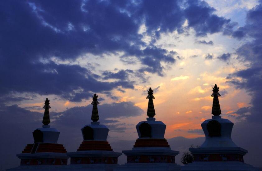 十五岁我多了一份什么作文800字_信仰