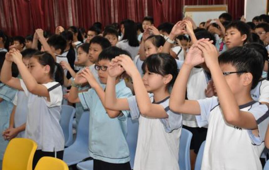 校园记趣作文600字初二