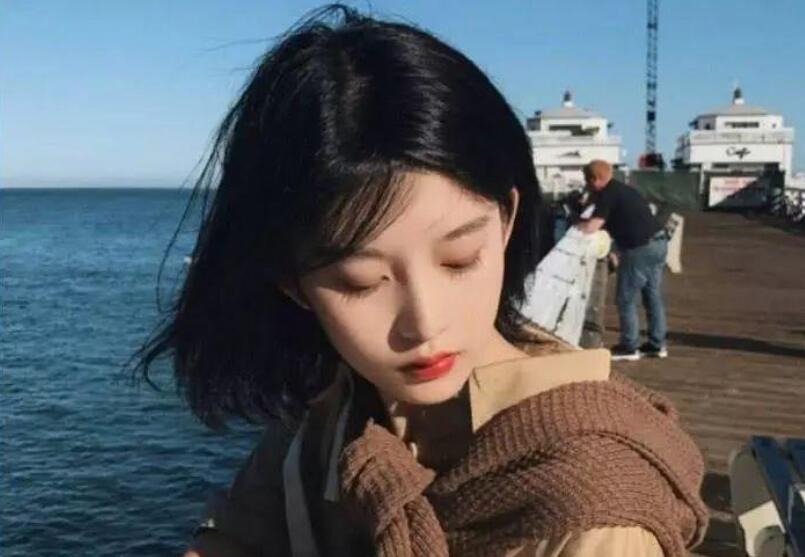女生怎能不如男作文500字