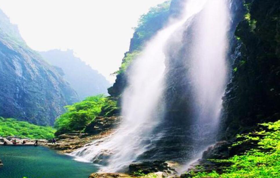 庐山瀑布作文800字写景