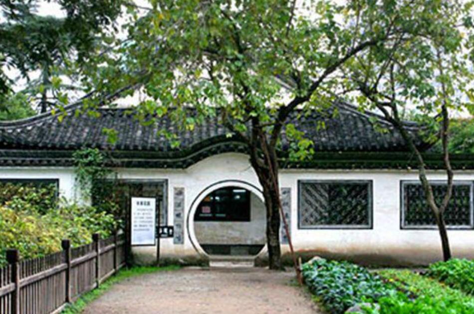 我的百草园作文300字