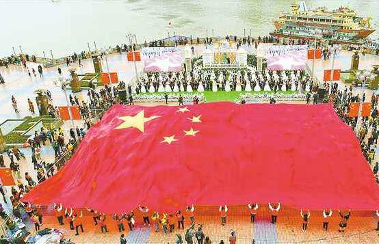 《我和我的祖国》.jpg 《我和我的祖国》.jpg