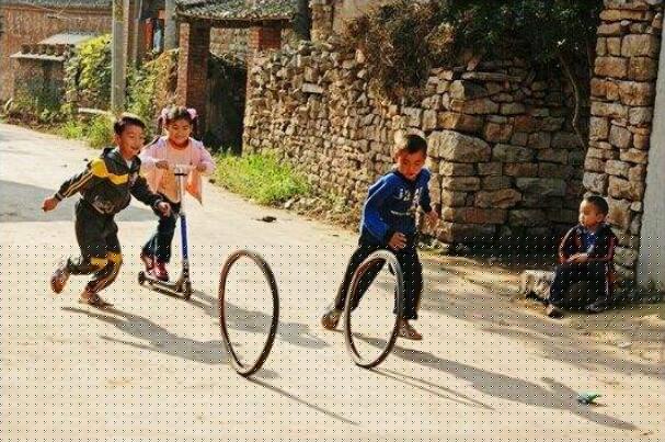 童年趣事.jpg 童年趣事.jpg