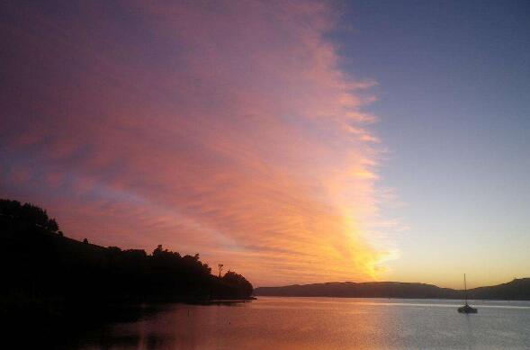 十八岁的阳光.jpg 十八岁的阳光.jpg