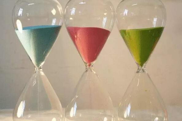 握紧爱的沙漏.jpg 握紧爱的沙漏.jpg