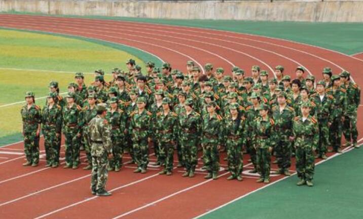 军训.jpg