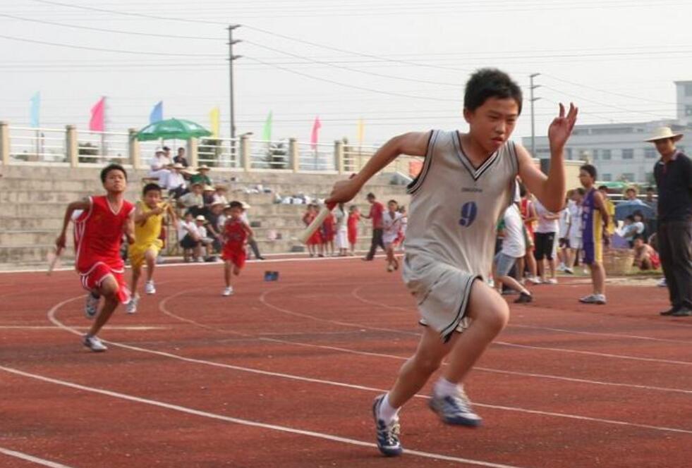 运动会.jpg 运动会.jpg