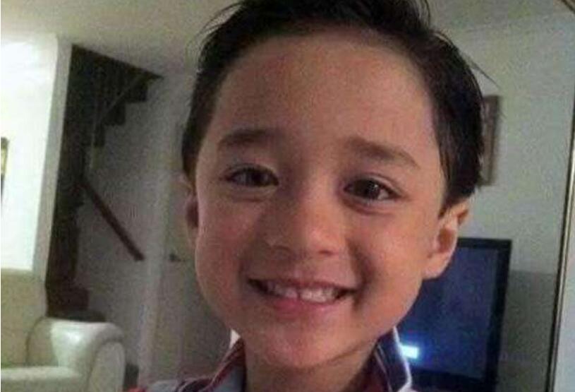 他笑了.jpg 他笑了.jpg