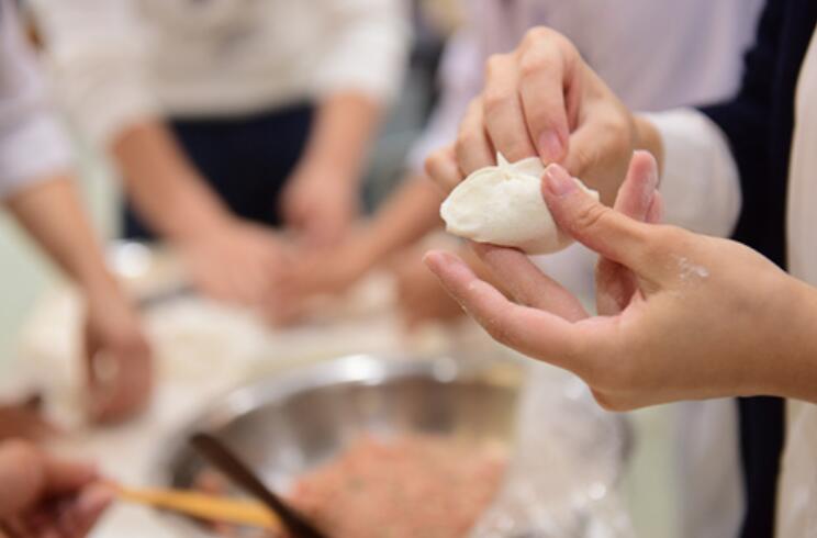包饺子.jpg