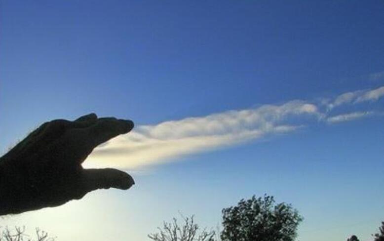 创意.jpg 创意.jpg