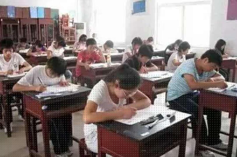 考试.jpg 考试.jpg