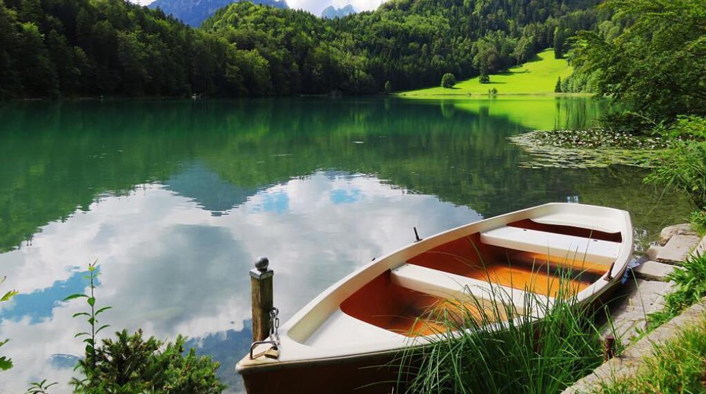 青山常在绿水常流.jpg 青山常在绿水常流.jpg