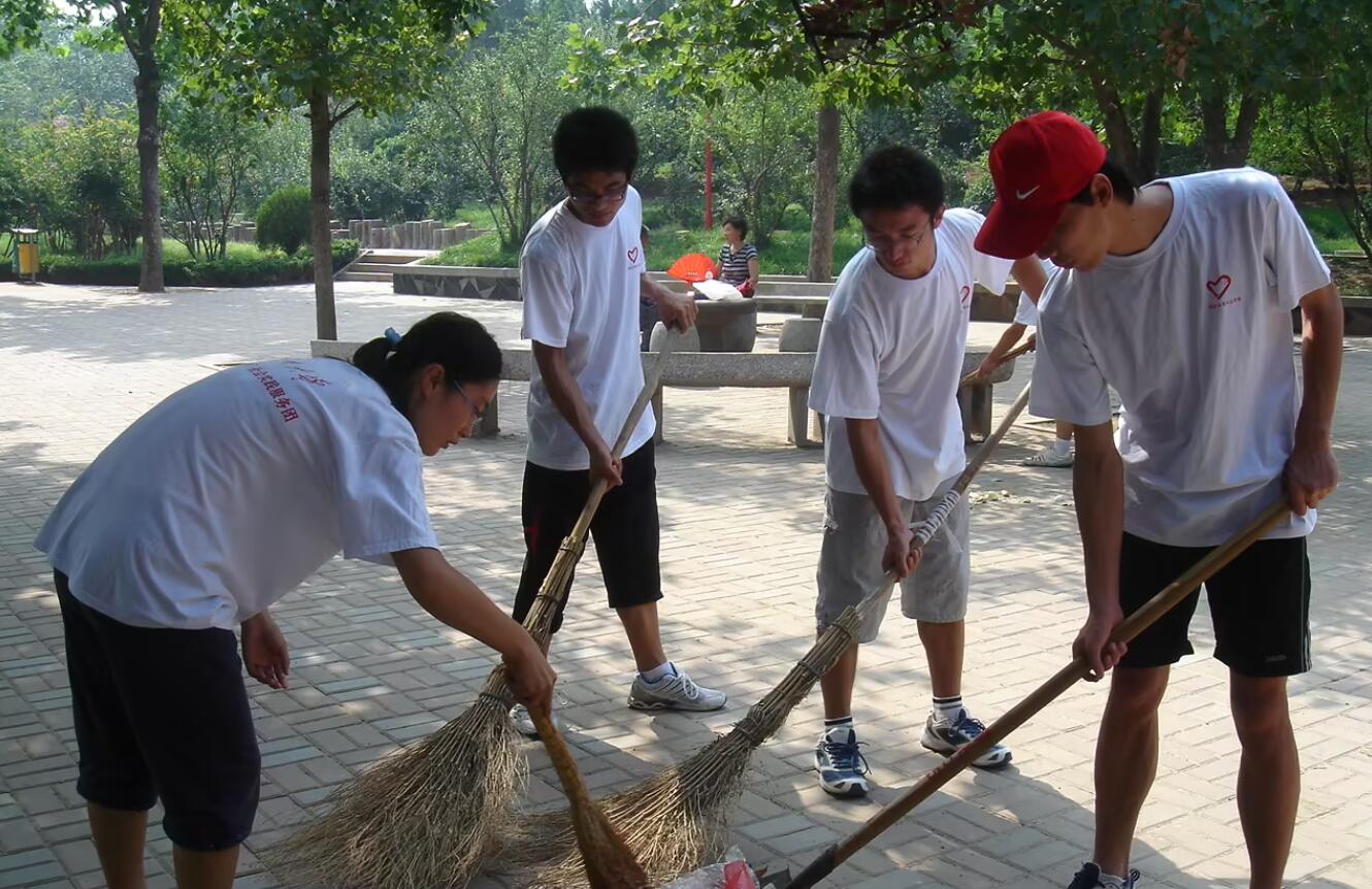 义务劳动实践.jpg