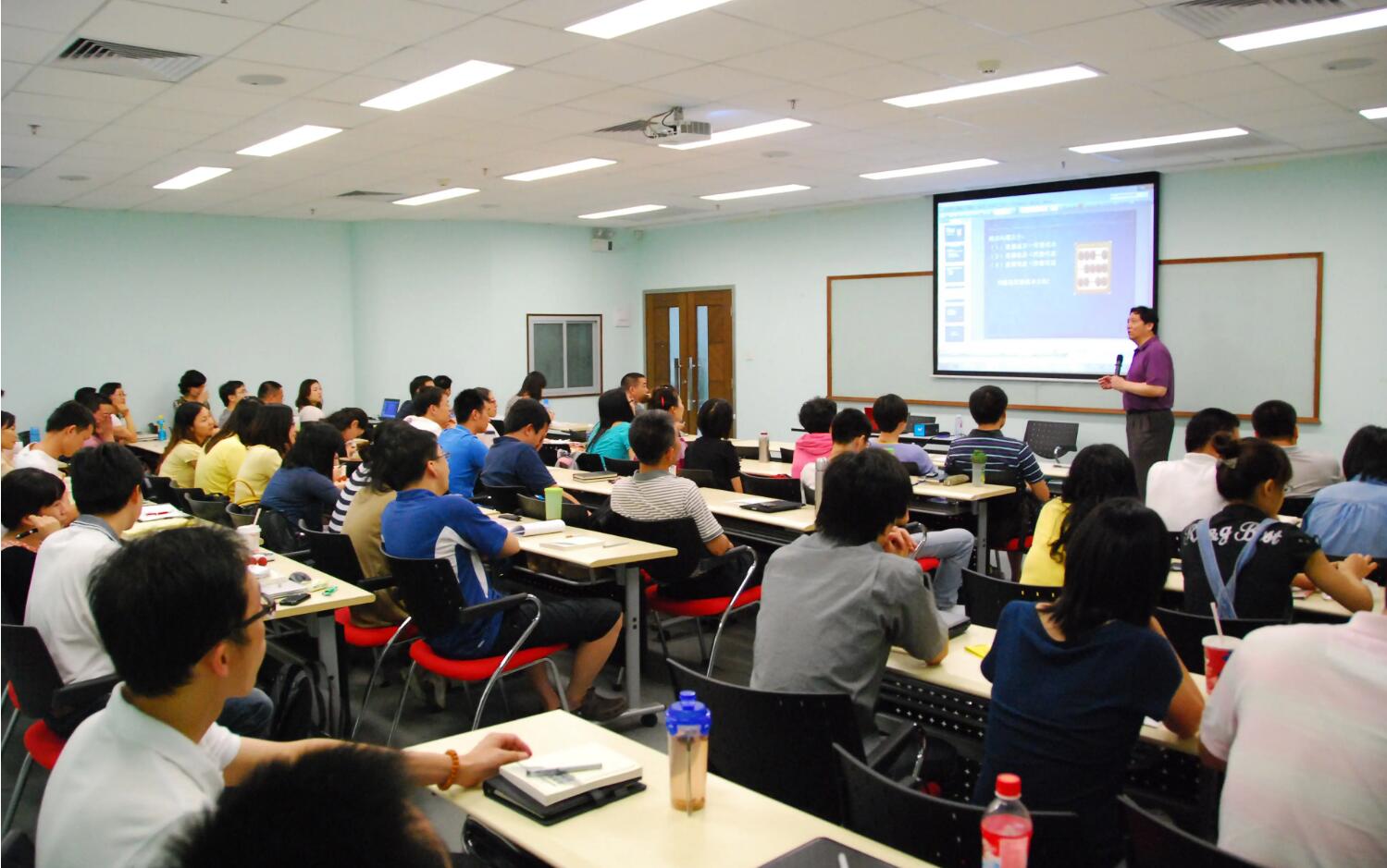 培训.jpg 培训.jpg