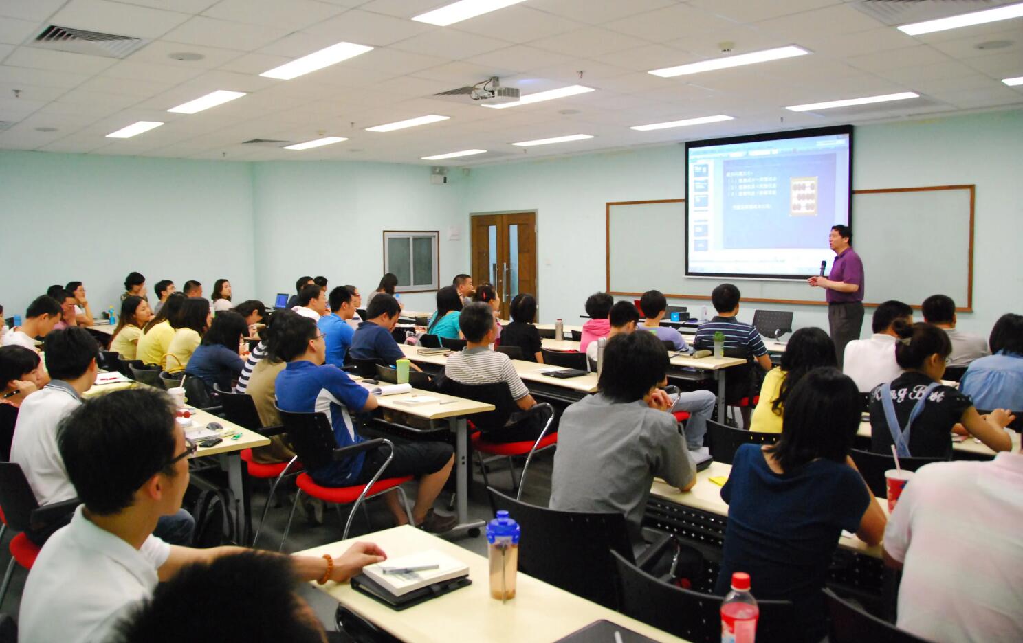 培训.jpg 培训.jpg