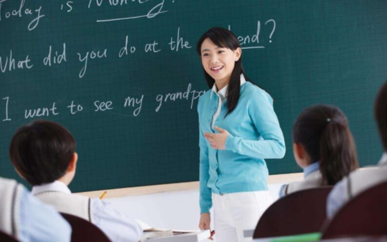 新教师工作.jpg 新教师工作.jpg