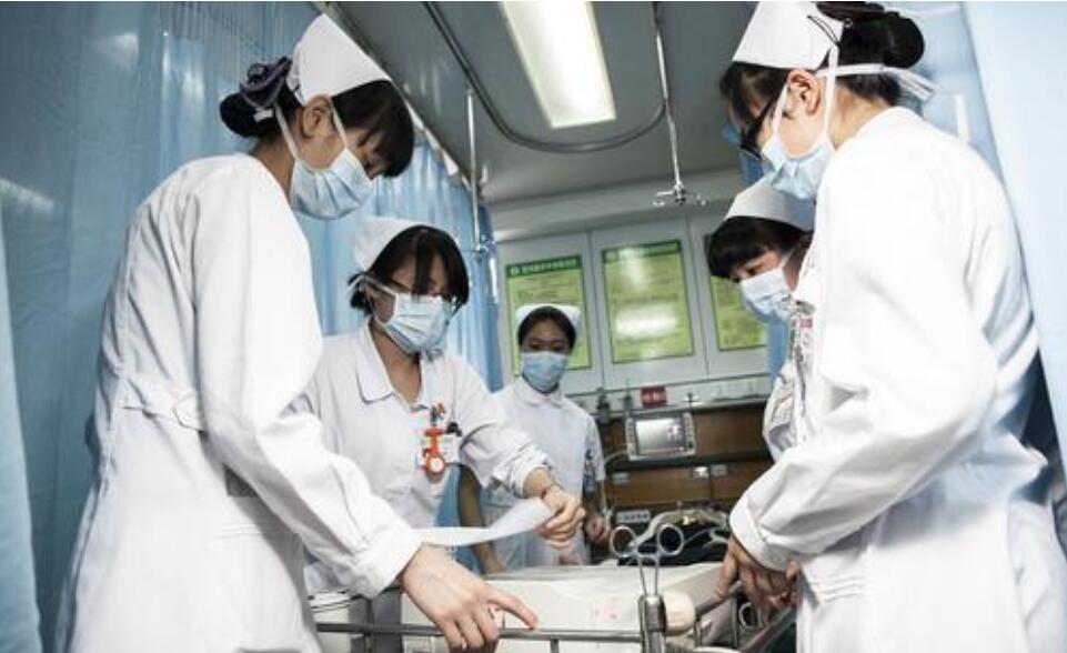 白衣天使我想对您说.jpg 白衣天使我想对您说.jpg