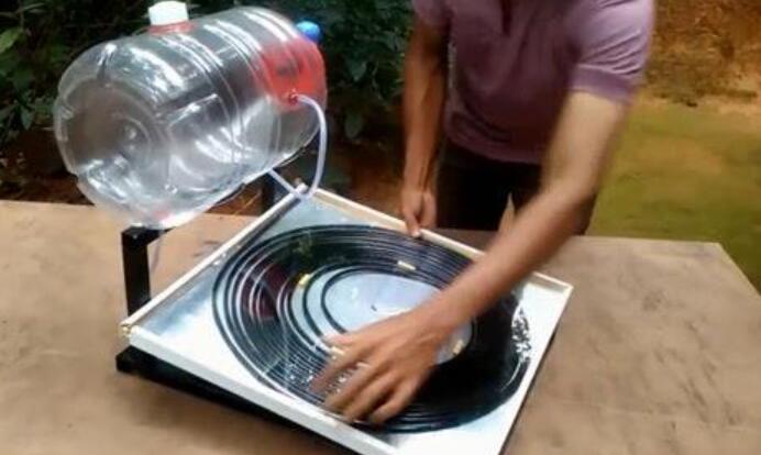 太阳能热水器的制作.jpg