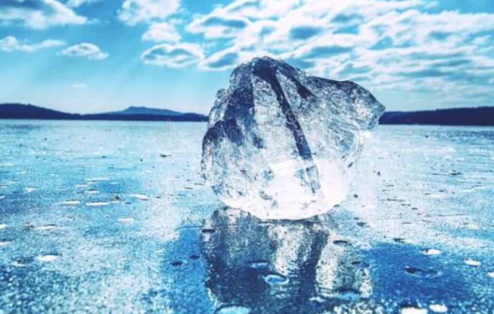 砸冰.jpg 砸冰.jpg