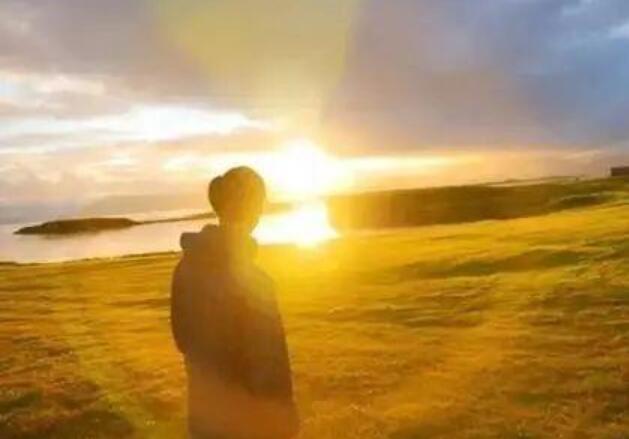 我忘不了那个身影.jpg 我忘不了那个身影.jpg