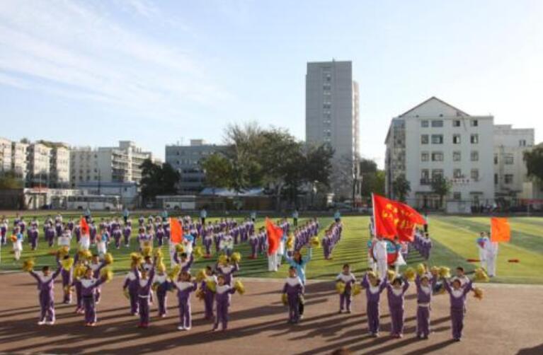 运动会.jpg 运动会.jpg