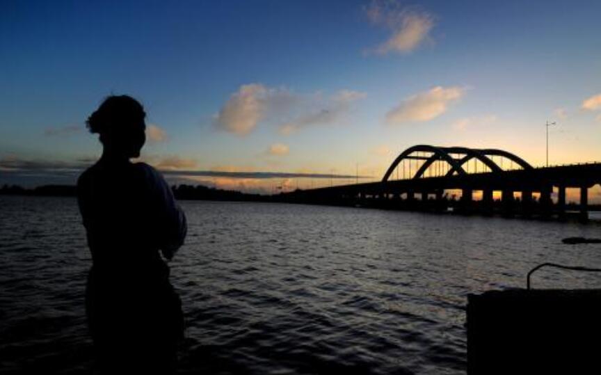 相望.jpg 相望.jpg