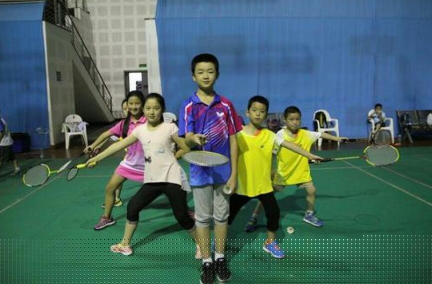 一次难忘的羽毛球比赛.jpg