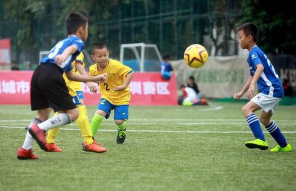 足球联赛.jpg 足球联赛.jpg