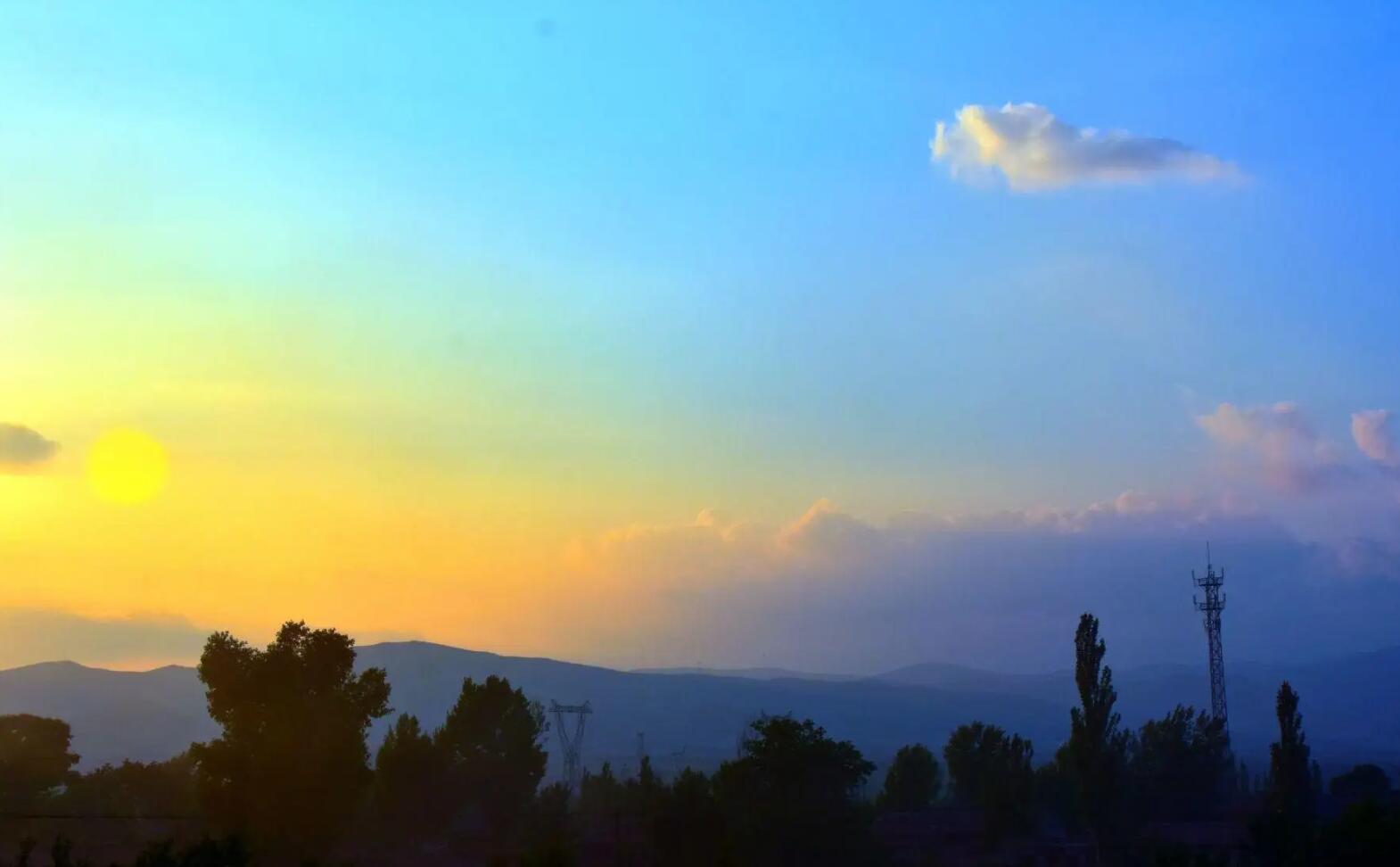 即景.jpg 即景.jpg