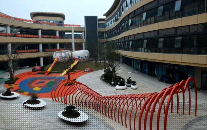 我的乐园小广场.jpg