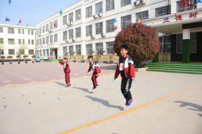 一分钟跳绳比赛.jpg 一分钟跳绳比赛.jpg