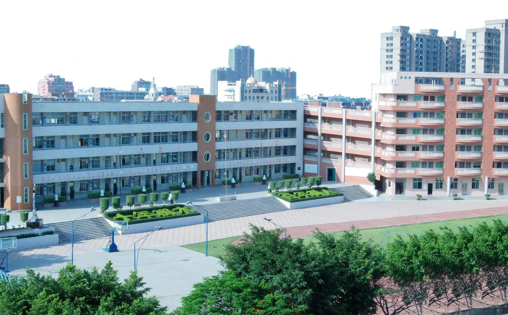 有关小学.jpg