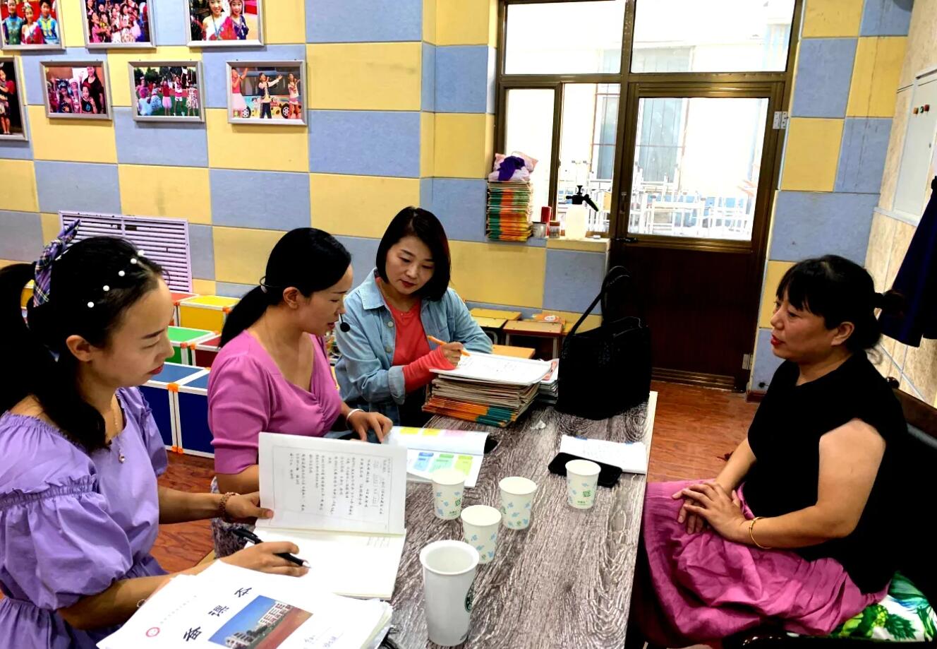 小学第二学期教研工作.jpg 小学第二学期教研工作.jpg